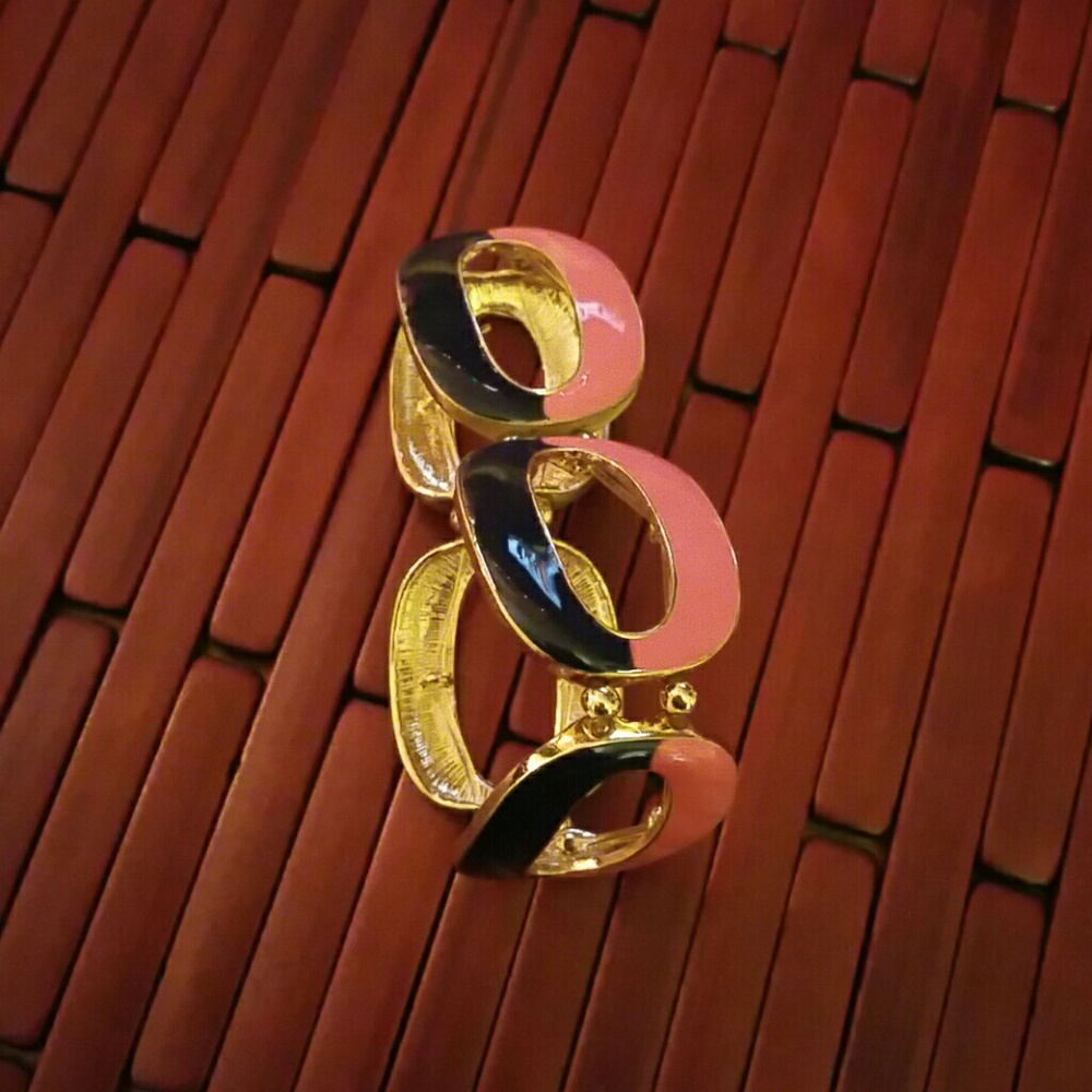 Bracelet - Picture 3 of 3